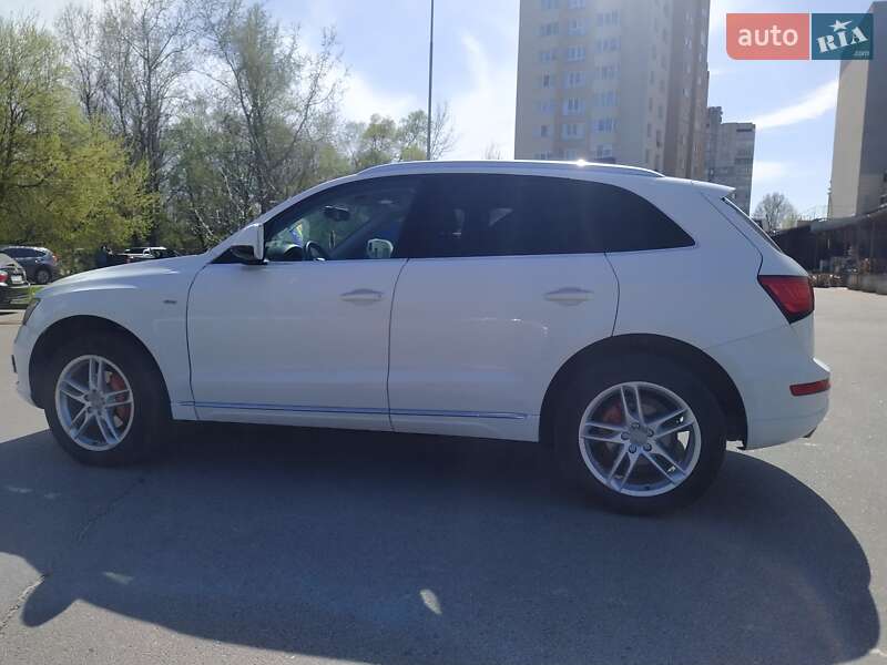 Позашляховик / Кросовер Audi Q5 2015 в Сумах