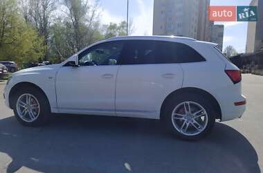 Внедорожник / Кроссовер Audi Q5 2015 в 
