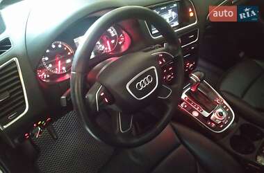 Внедорожник / Кроссовер Audi Q5 2015 в 