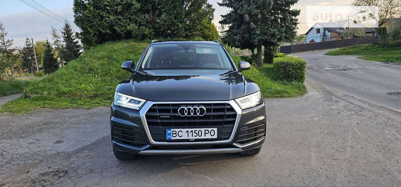 Позашляховик / Кросовер Audi Q5 2019 в Львові