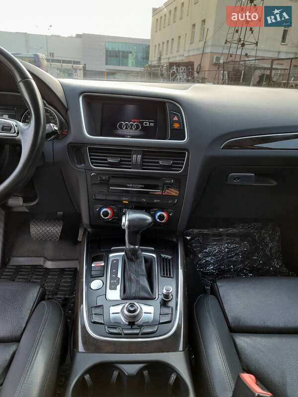 Внедорожник / Кроссовер Audi Q5 2013 в Чернигове