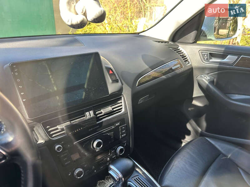 Позашляховик / Кросовер Audi Q5 2012 в Львові