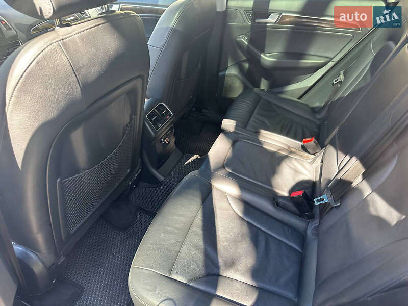 Позашляховик / Кросовер Audi Q5 2012 в Львові