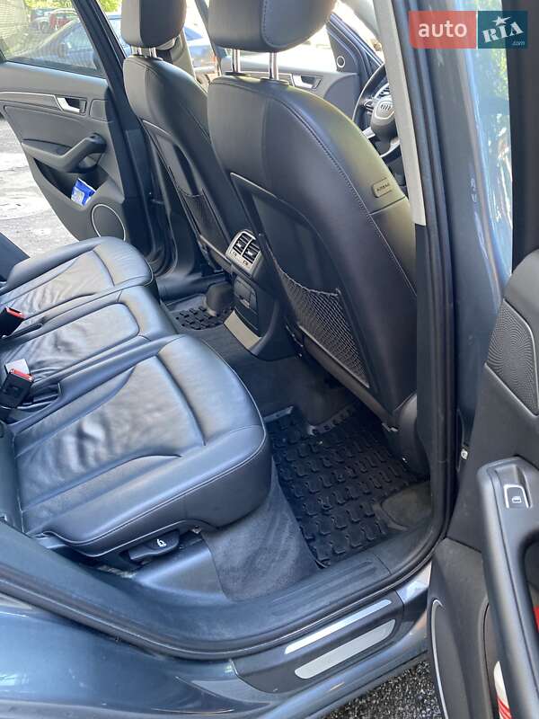 Внедорожник / Кроссовер Audi Q5 2015 в Одессе