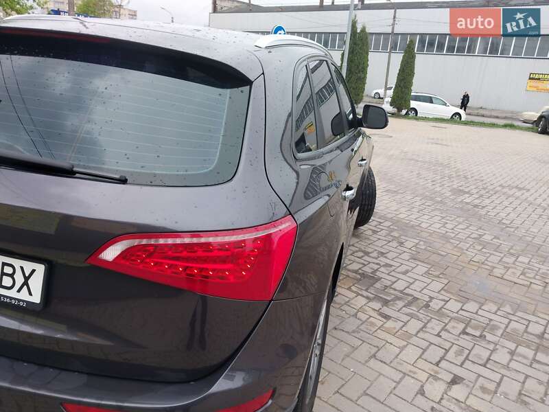 Позашляховик / Кросовер Audi Q5 2011 в Хмельницькому
