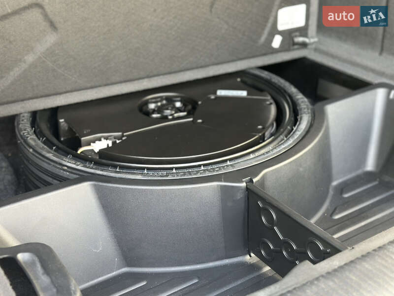 Внедорожник / Кроссовер Audi Q5 2015 в Ивано-Франковске