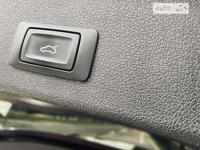 Внедорожник / Кроссовер Audi Q5 2015 в Буче