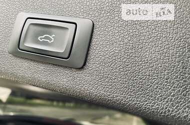 Внедорожник / Кроссовер Audi Q5 2015 в 