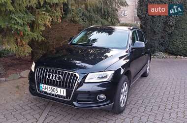 Внедорожник / Кроссовер Audi Q5 2012 в 