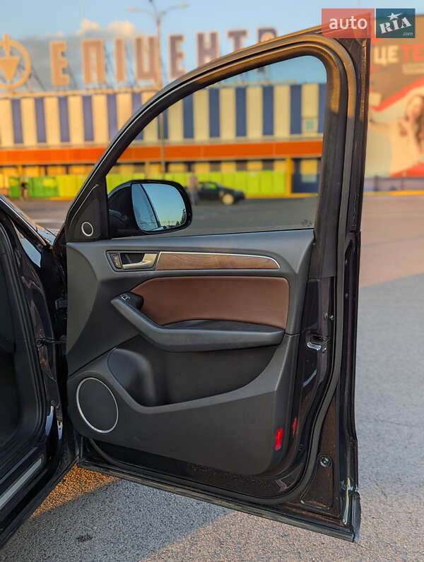 Позашляховик / Кросовер Audi Q5 2013 в Луцьку