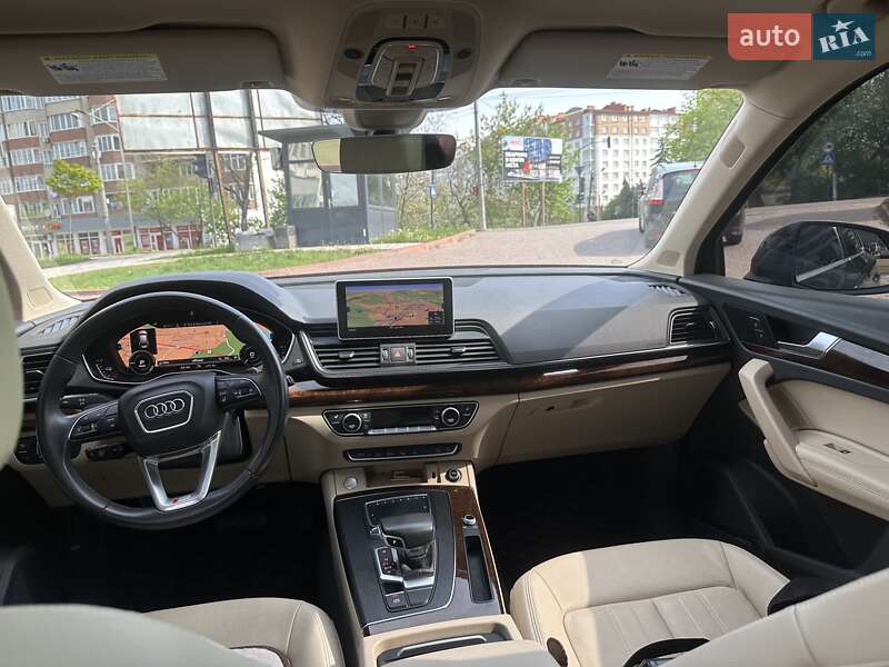 Внедорожник / Кроссовер Audi Q5 2020 в Ивано-Франковске