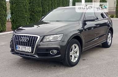 Внедорожник / Кроссовер Audi Q5 2011 в Дубно