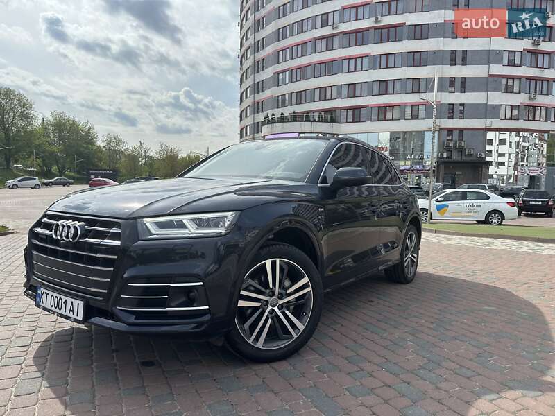 Внедорожник / Кроссовер Audi Q5 2020 в Ивано-Франковске