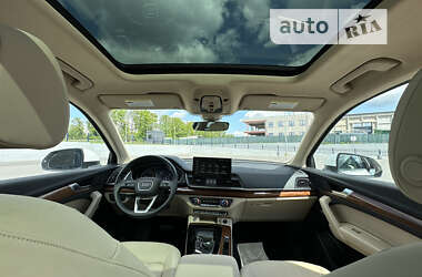 Позашляховик / Кросовер Audi Q5 2022 в Полтаві