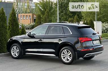 Внедорожник / Кроссовер Audi Q5 2019 в Днепре