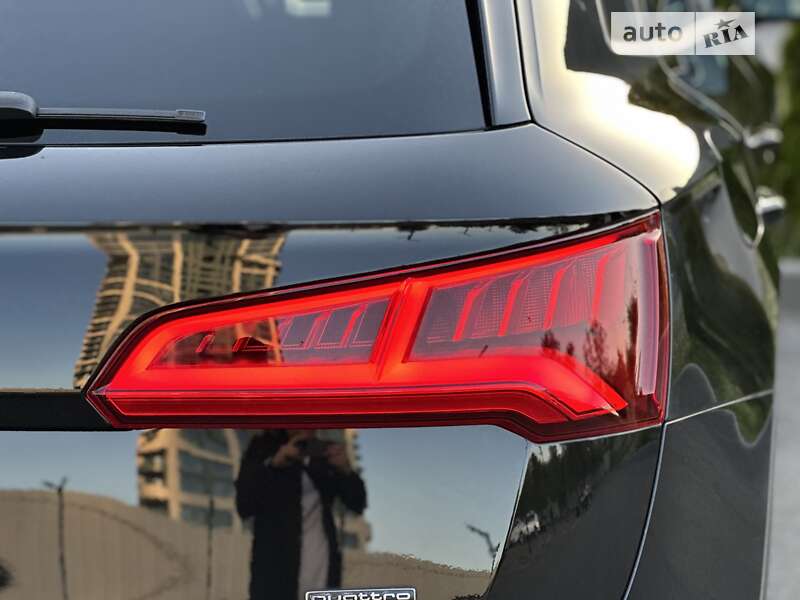 Внедорожник / Кроссовер Audi Q5 2019 в Днепре