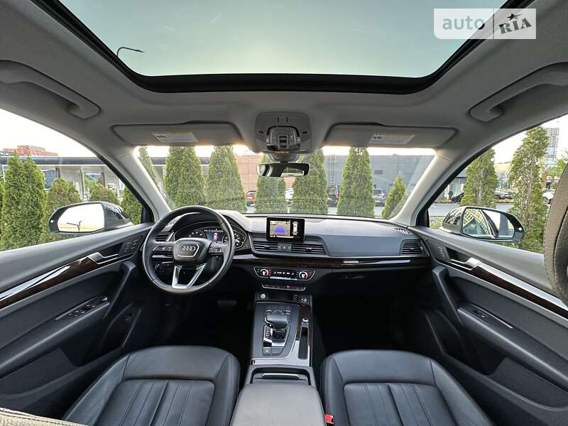 Внедорожник / Кроссовер Audi Q5 2019 в Днепре