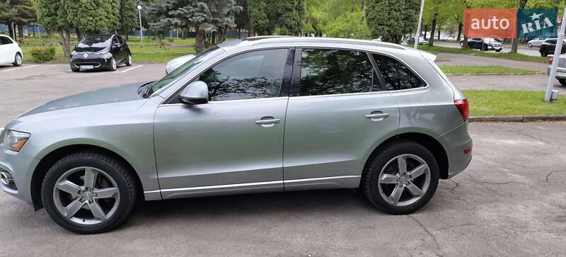 Внедорожник / Кроссовер Audi Q5 2011 в Ровно
