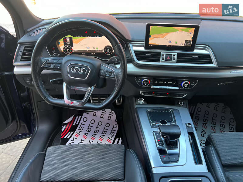 Внедорожник / Кроссовер Audi Q5 2017 в Львове