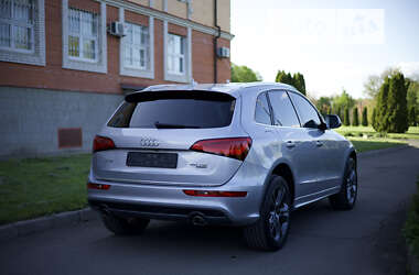 Позашляховик / Кросовер Audi Q5 2016 в Умані