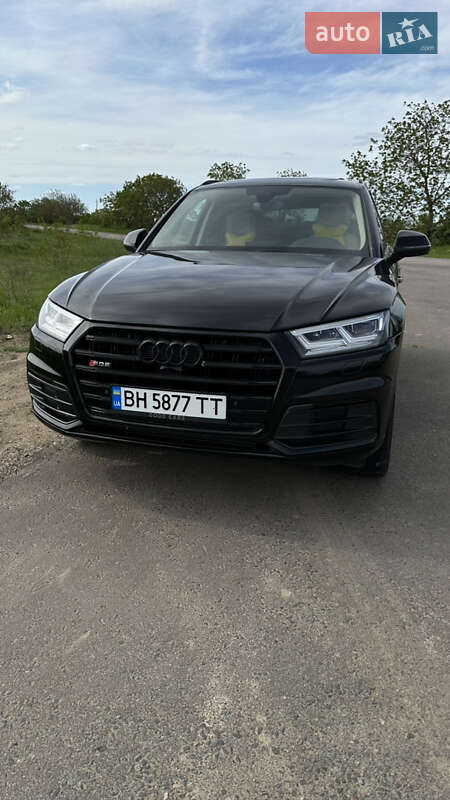 Внедорожник / Кроссовер Audi Q5 2017 в Одессе