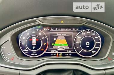 Позашляховик / Кросовер Audi Q5 2020 в 