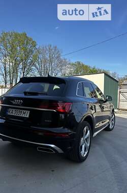 Внедорожник / Кроссовер Audi Q5 2022 в Киеве