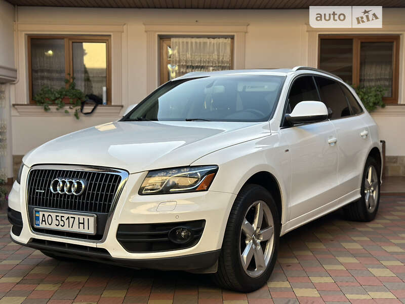 Позашляховик / Кросовер Audi Q5 2011 в Мукачевому