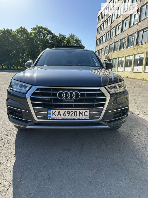 Позашляховик / Кросовер Audi Q5 2018 в Києві