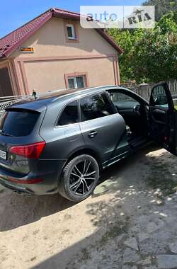 Внедорожник / Кроссовер Audi Q5 2010 в Черновцах