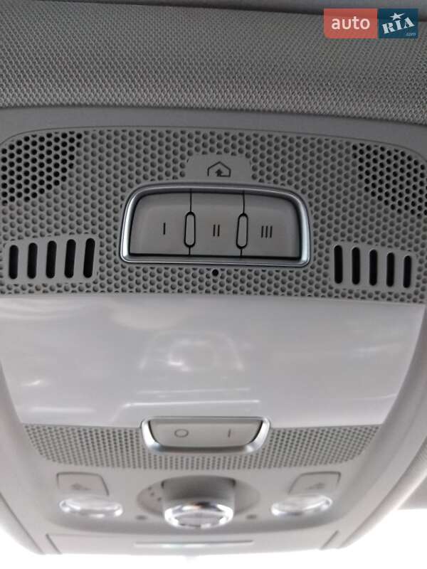 Внедорожник / Кроссовер Audi Q5 2015 в Киеве