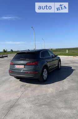 Позашляховик / Кросовер Audi Q5 2018 в Вознесенську
