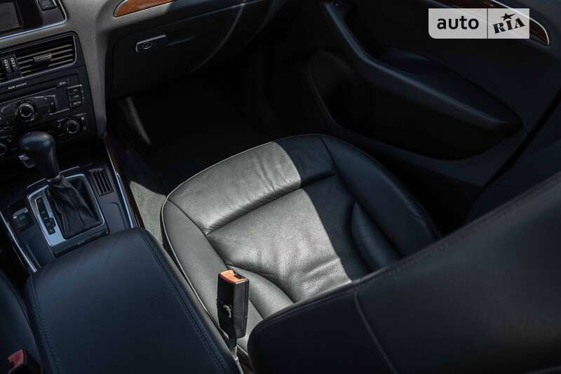 Позашляховик / Кросовер Audi Q5 2011 в Тернополі