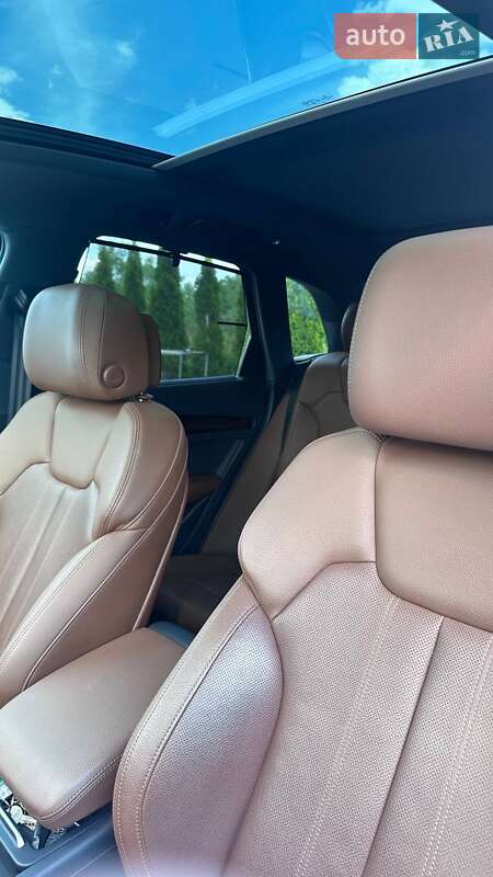 Внедорожник / Кроссовер Audi Q5 2018 в Ивано-Франковске
