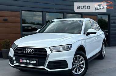 Внедорожник / Кроссовер Audi Q5 2017 в Ровно