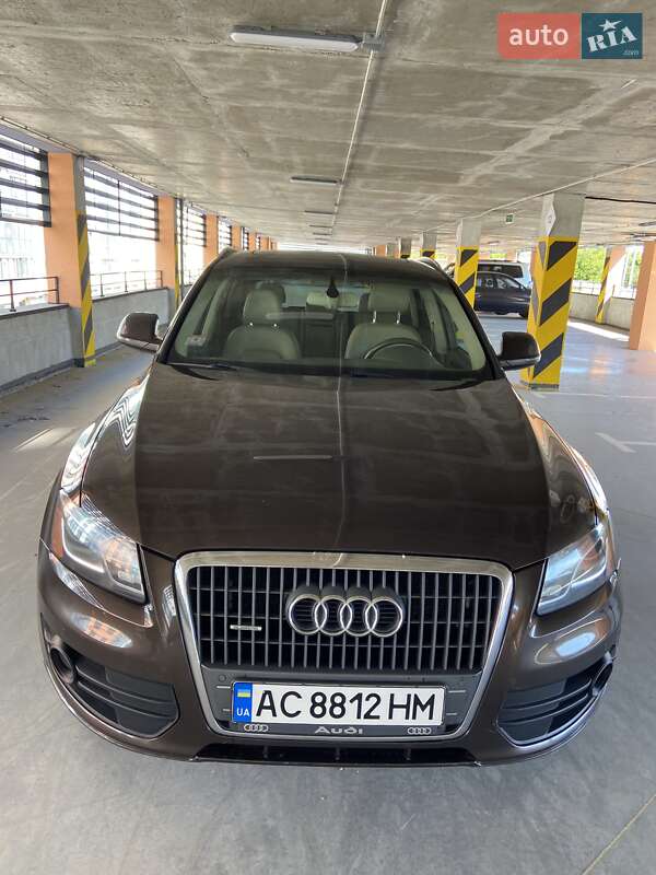 Внедорожник / Кроссовер Audi Q5 2011 в Луцке