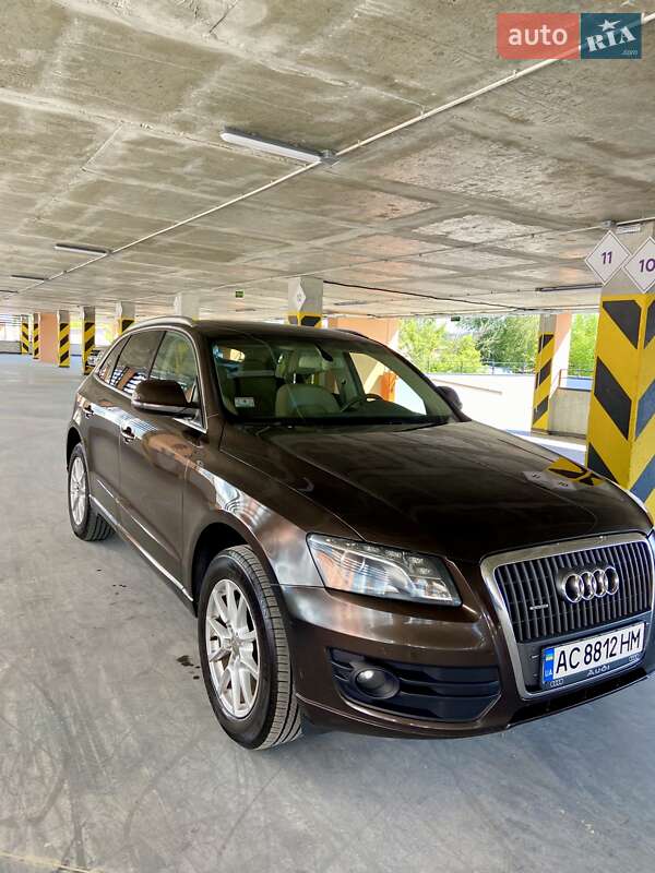 Внедорожник / Кроссовер Audi Q5 2011 в Луцке