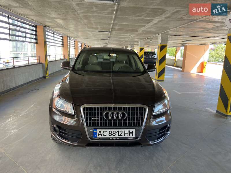 Внедорожник / Кроссовер Audi Q5 2011 в Луцке