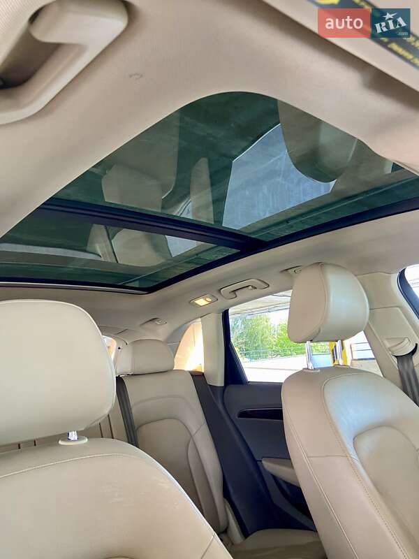 Внедорожник / Кроссовер Audi Q5 2011 в Луцке