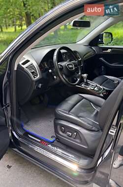Внедорожник / Кроссовер Audi Q5 2017 в Хмельницком