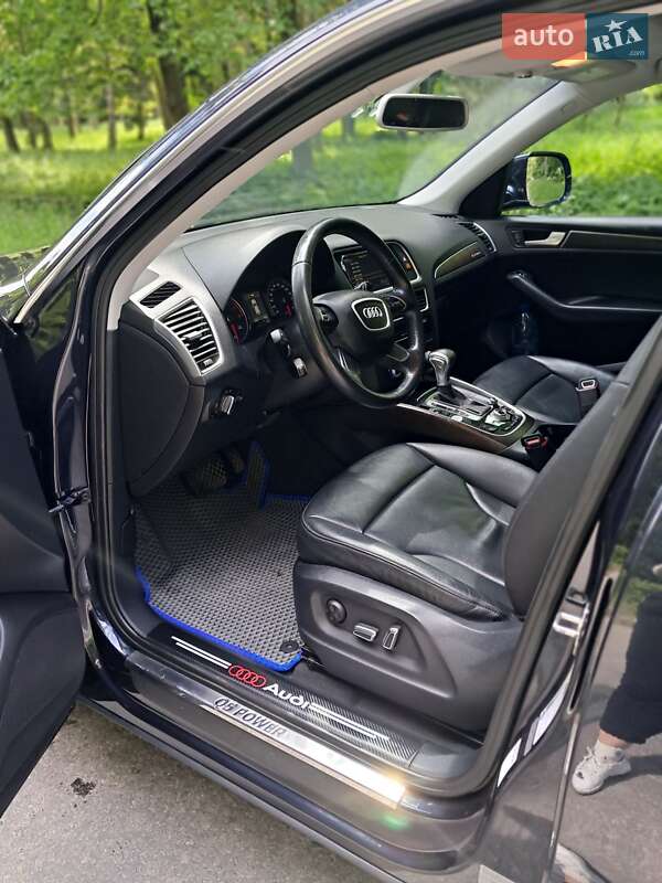 Внедорожник / Кроссовер Audi Q5 2017 в Хмельницком