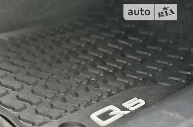 Позашляховик / Кросовер Audi Q5 2021 в Полтаві