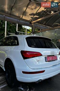 Позашляховик / Кросовер Audi Q5 2015 в 