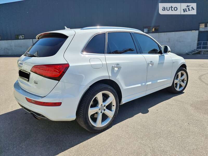 Внедорожник / Кроссовер Audi Q5 2015 в Киеве