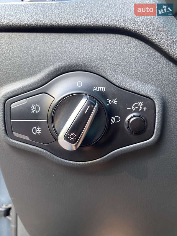 Внедорожник / Кроссовер Audi Q5 2015 в Днепре