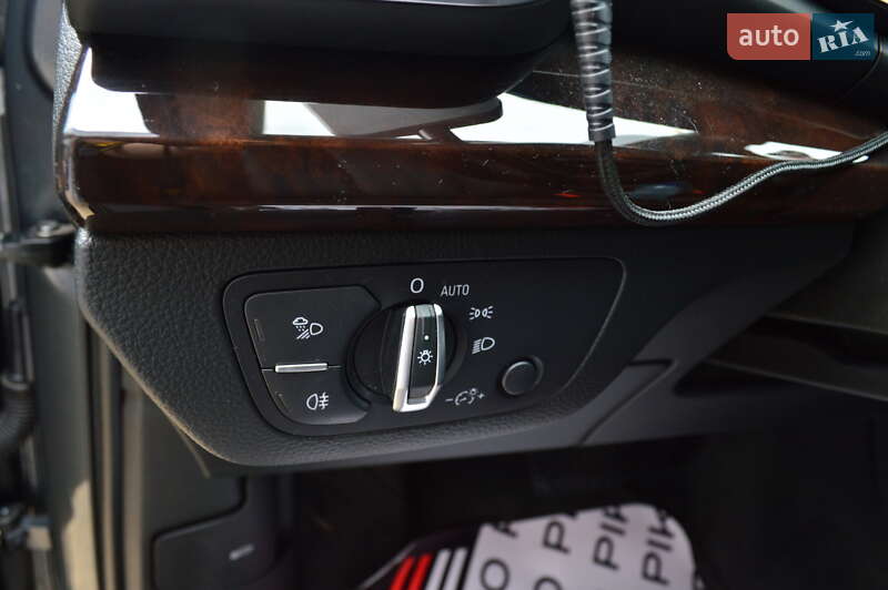 Позашляховик / Кросовер Audi Q5 2019 в Львові