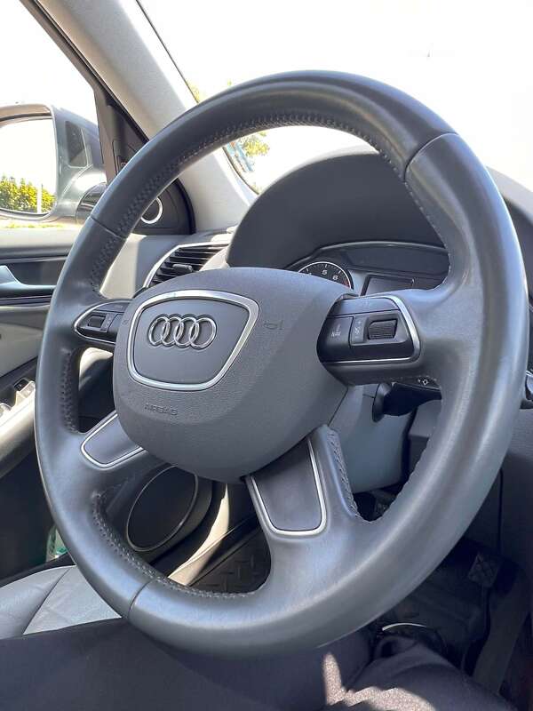 Позашляховик / Кросовер Audi Q5 2015 в Дніпрі
