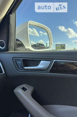 Внедорожник / Кроссовер Audi Q5 2011 в 