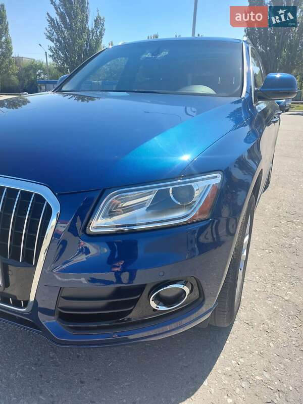 Внедорожник / Кроссовер Audi Q5 2015 в Днепре