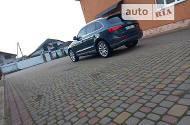 Внедорожник / Кроссовер Audi Q5 2009 в Тячеве